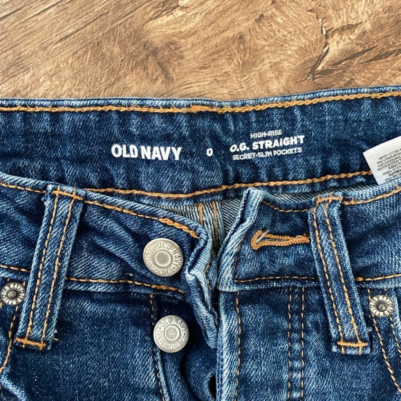 Old Navy straight leg jeans - Picture 3 of 3
